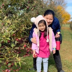 Meet your Posher, Vicky